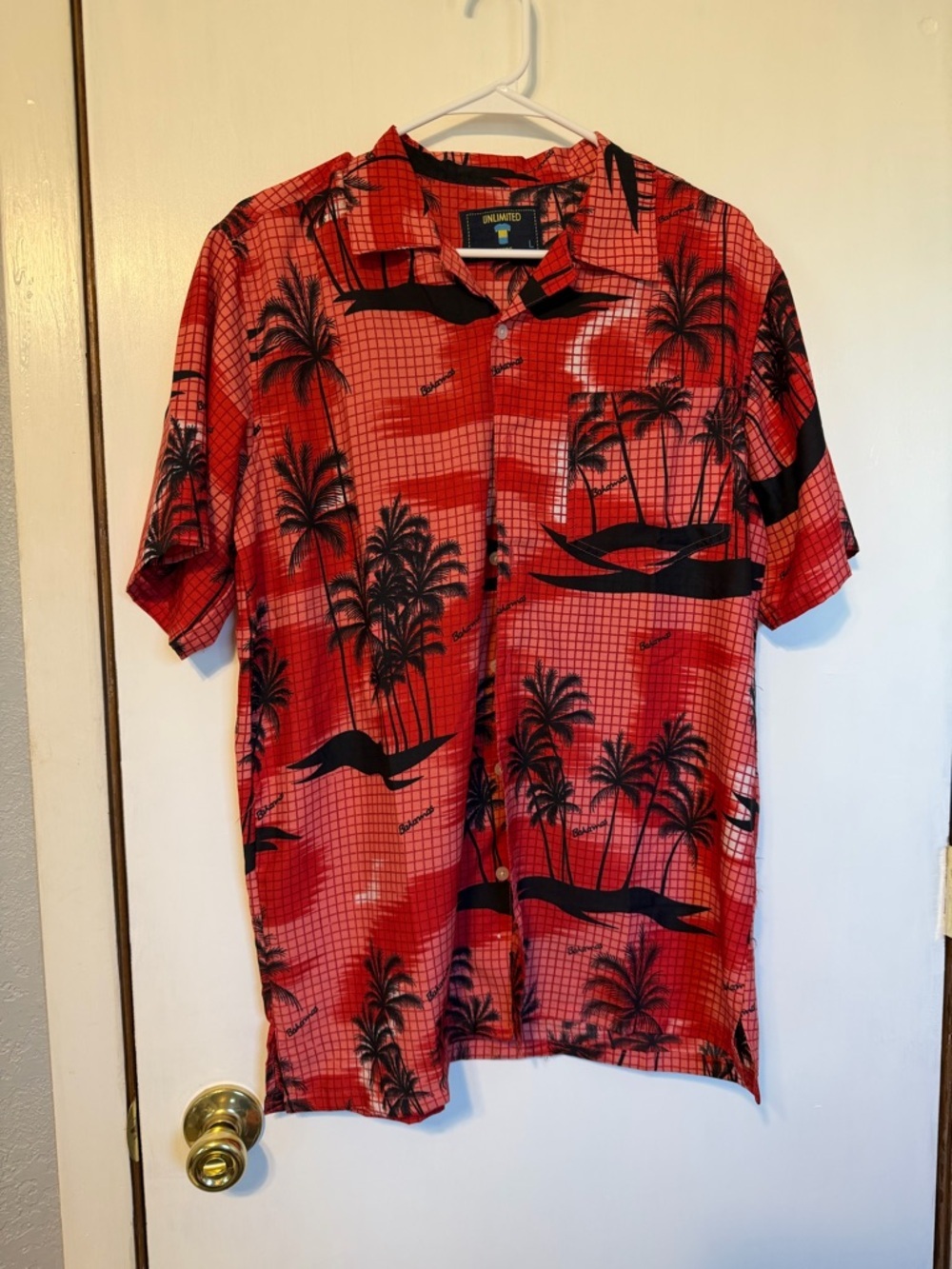 UnLimited Red and Black Palm-Print Short Sleeve Button-Down Shirt